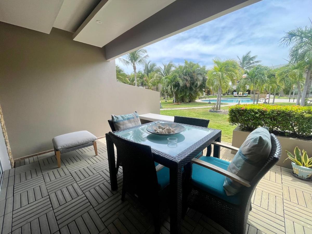 Eagle Beach Luxury House, Walking Distance To The Beach パームビーチ エクステリア 写真