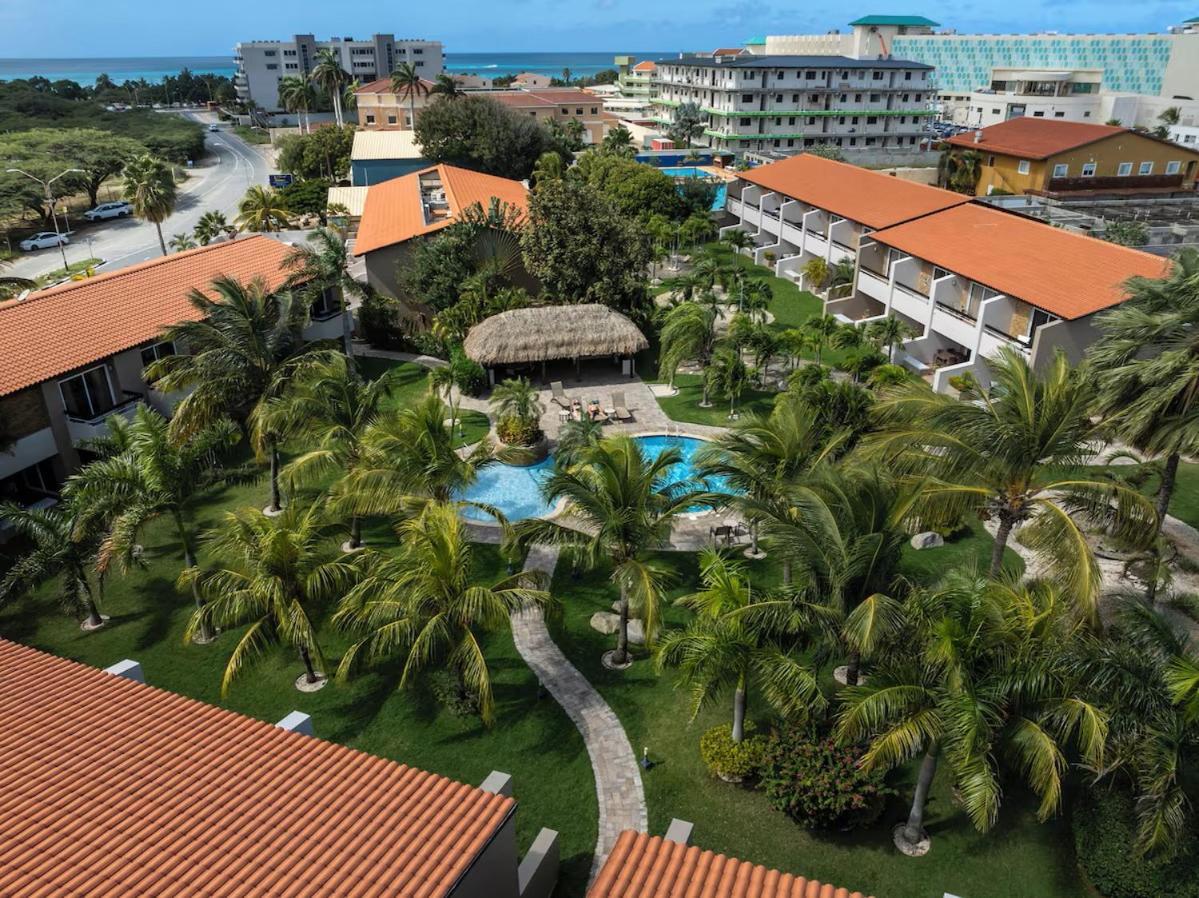 Eagle Beach Luxury House, Walking Distance To The Beach パームビーチ エクステリア 写真